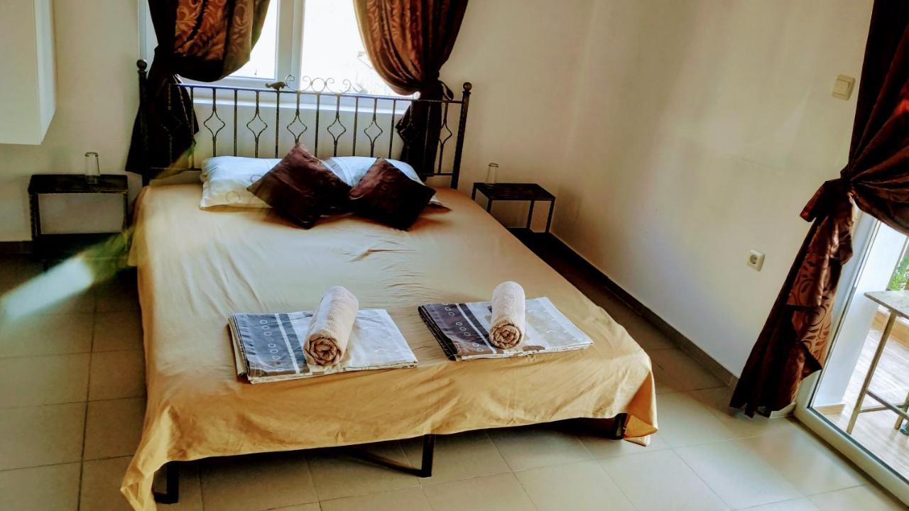 Dracena Guesthouse Ravda Exterior photo