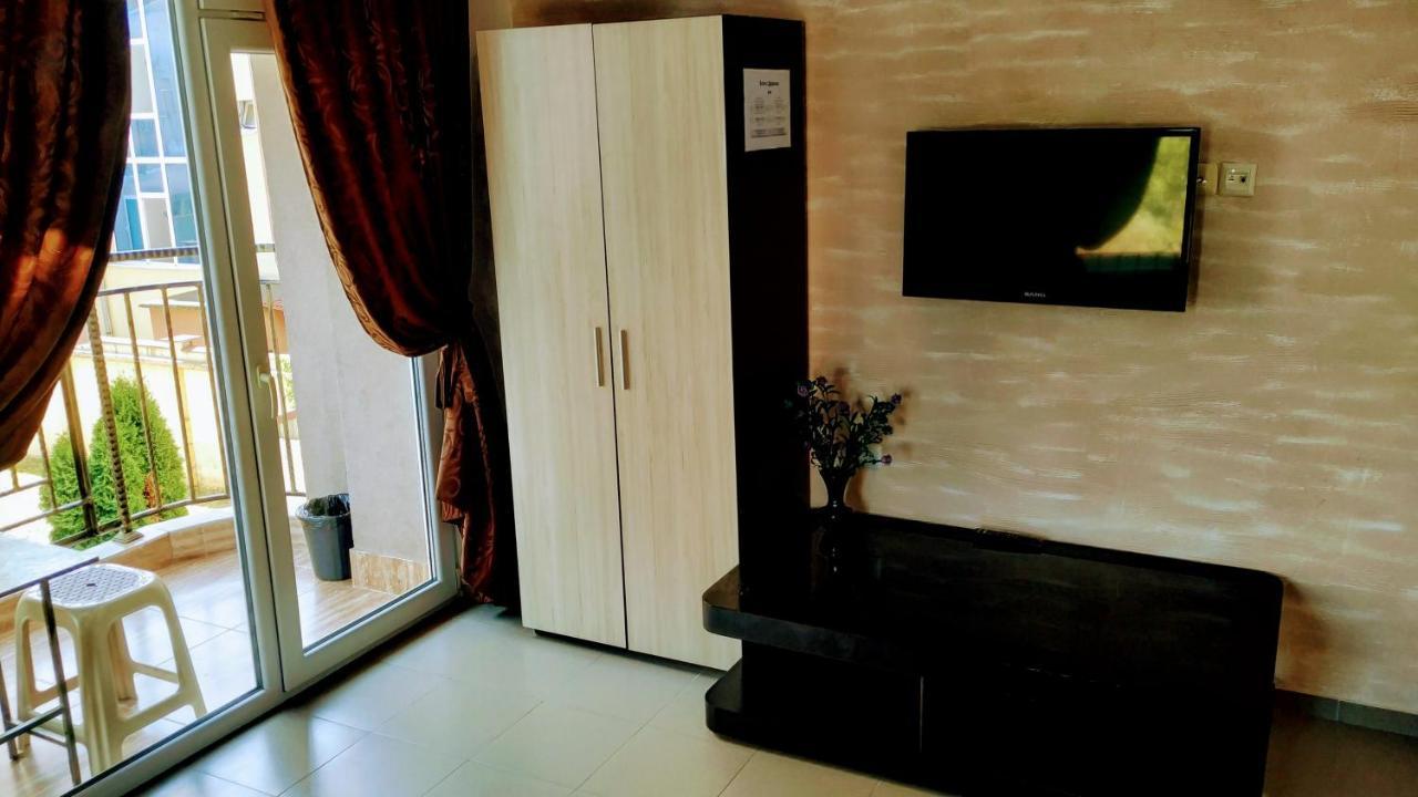 Dracena Guesthouse Ravda Exterior photo